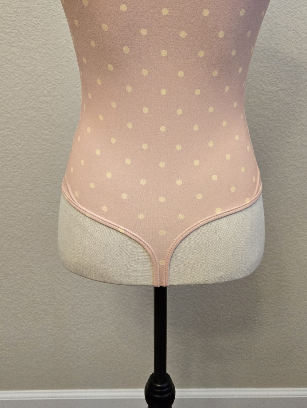 Intimately Free People Women's Body Suit Sz S Pink With Polka Dots Snap Crouch - Picture 8 of 11